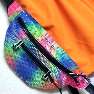 Flash 🔥 Sale! 90's vibes 😍💕